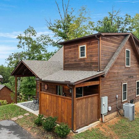 Fully Loaded Cabin In Heart Of Pigeon Forge Exterior foto